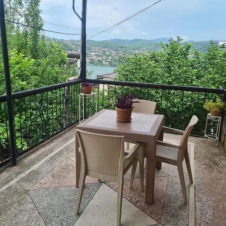 Camellia Hotel Kutaiszi Kültér fotó