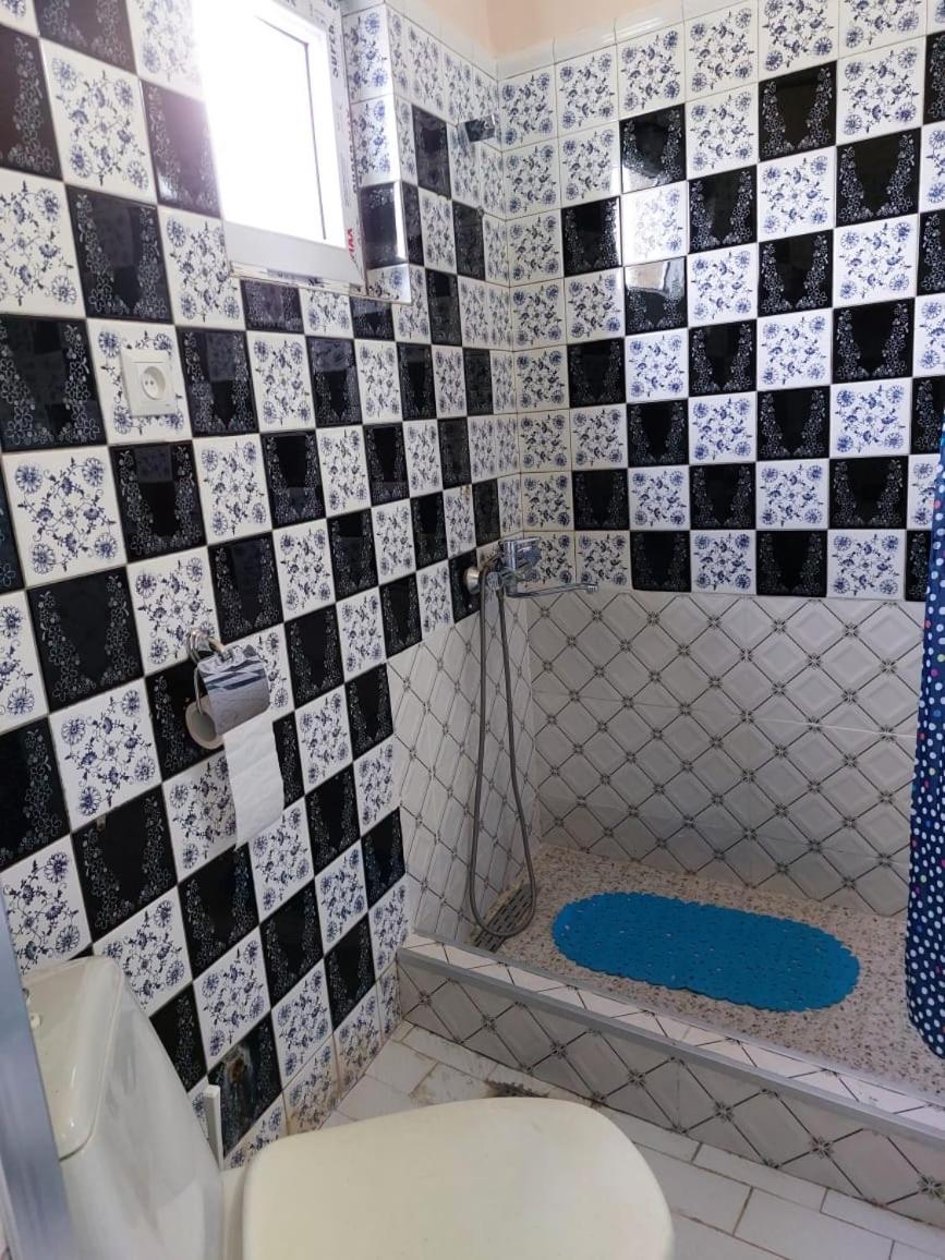 Camellia Hotel Kutaiszi Kültér fotó